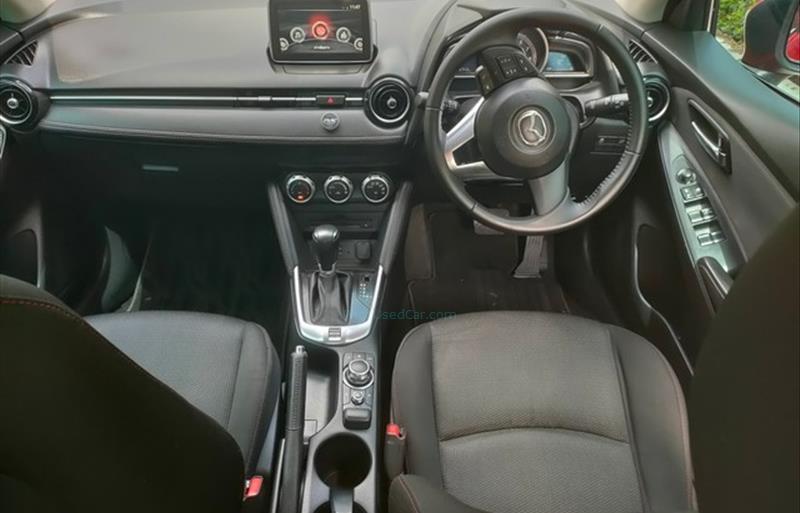 ขายรถเก๋งมือสอง-mazda-มาสด้า-2-สอง-รถปี2016-รหัส82920-b9944565.jpg ขายรถเก๋งมือสอง-mazda-มาสด้า-2-สอง-รถปี2016-รหัส82920-b9944565.jpg