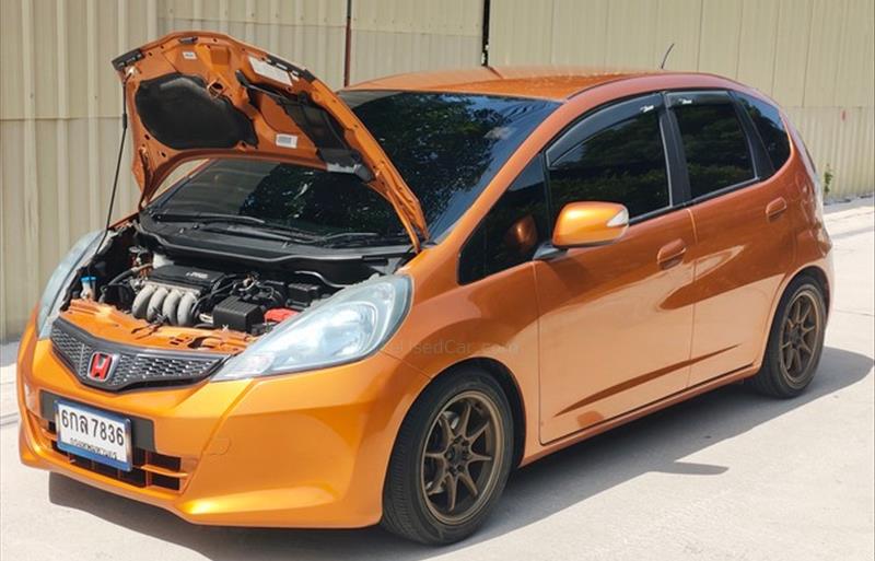 ขายรถเก๋งมือสอง-honda-ฮอนด้า-jazz-แจ๊ส-รถปี2011-รหัส82922-6c427c4e.jpg ขายรถเก๋งมือสอง-honda-ฮอนด้า-jazz-แจ๊ส-รถปี2011-รหัส82922-6c427c4e.jpg
