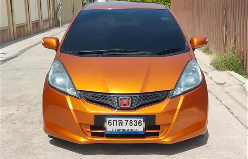 ขายรถเก๋งมือสอง-honda-ฮอนด้า-jazz-แจ๊ส-รถปี2011-รหัส82922-8102531c.jpg ขายรถเก๋งมือสอง-honda-ฮอนด้า-jazz-แจ๊ส-รถปี2011-รหัส82922-8102531c.jpg