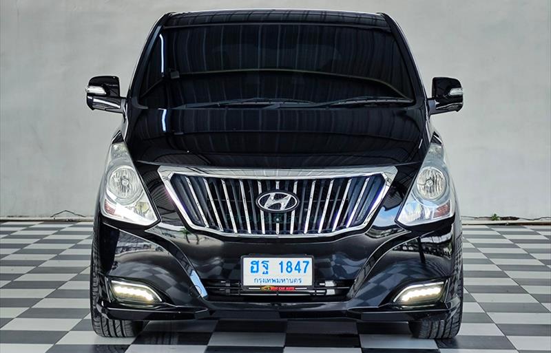 ขายรถตู้มือสอง-hyundai-ฮุนได-h-1-เอชวัน-รถปี2017-รหัส82928-8bec507a.jpg ขายรถตู้มือสอง-hyundai-ฮุนได-h-1-เอชวัน-รถปี2017-รหัส82928-8bec507a.jpg