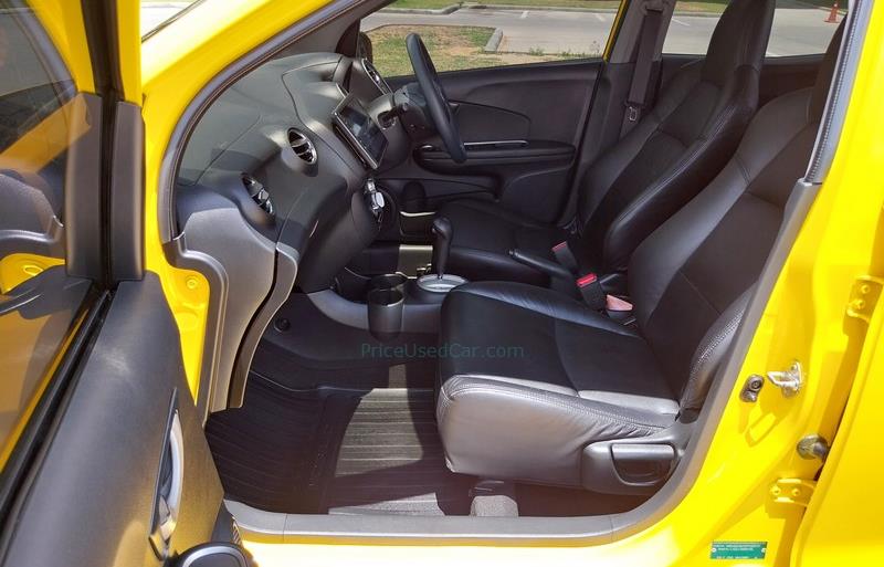 ขายรถเก๋งมือสอง-honda-ฮอนด้า-mobilio-โมบิลิโอ-รถปี2015-รหัส82953-4910246c.jpg ขายรถเก๋งมือสอง-honda-ฮอนด้า-mobilio-โมบิลิโอ-รถปี2015-รหัส82953-4910246c.jpg