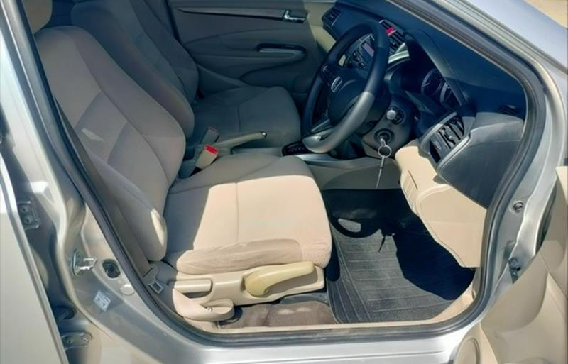 ขายรถเก๋งมือสอง-honda-ฮอนด้า-city-ซิตี้-รถปี2012-รหัส82956-2f7f978e.jpg ขายรถเก๋งมือสอง-honda-ฮอนด้า-city-ซิตี้-รถปี2012-รหัส82956-2f7f978e.jpg