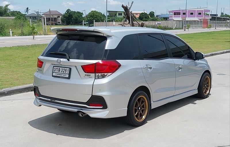 ขายรถเก๋งมือสอง-honda-ฮอนด้า-mobilio-โมบิลิโอ-รถปี2014-รหัส82958-29e8a3dd.jpg ขายรถเก๋งมือสอง-honda-ฮอนด้า-mobilio-โมบิลิโอ-รถปี2014-รหัส82958-29e8a3dd.jpg