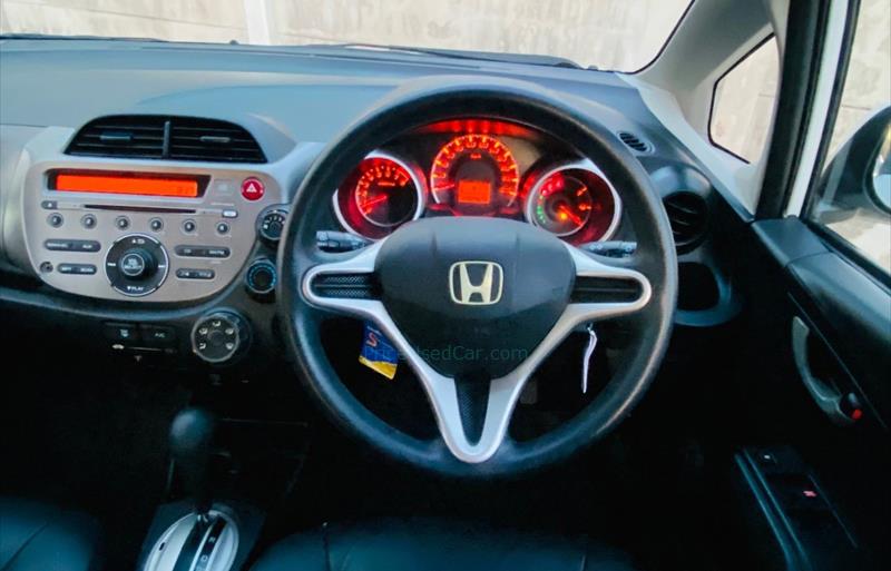 ขายรถเก๋งมือสอง-honda-ฮอนด้า-jazz-แจ๊ส-รถปี2011-รหัส82964-7bd4405d.jpg ขายรถเก๋งมือสอง-honda-ฮอนด้า-jazz-แจ๊ส-รถปี2011-รหัส82964-7bd4405d.jpg