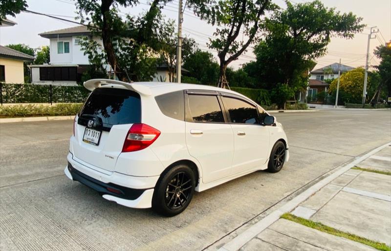 ขายรถเก๋งมือสอง-honda-ฮอนด้า-jazz-แจ๊ส-รถปี2011-รหัส82964-c4068f3a.jpg ขายรถเก๋งมือสอง-honda-ฮอนด้า-jazz-แจ๊ส-รถปี2011-รหัส82964-c4068f3a.jpg