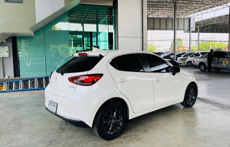 ขายรถเก๋งมือสอง-mazda-มาสด้า-2-สอง-รถปี2021-รหัส82965-0ce1d601.jpg ขายรถเก๋งมือสอง-mazda-มาสด้า-2-สอง-รถปี2021-รหัส82965-0ce1d601.jpg