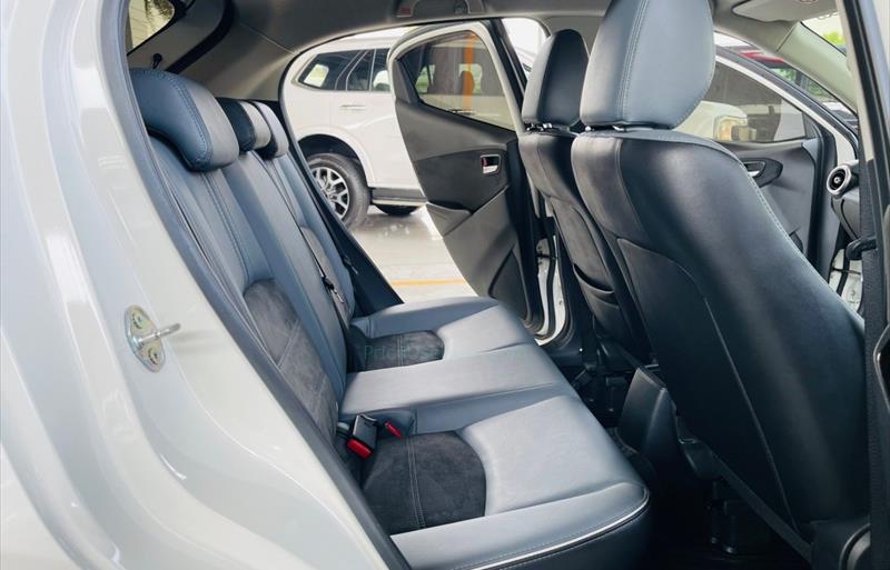 ขายรถเก๋งมือสอง-mazda-มาสด้า-2-สอง-รถปี2021-รหัส82965-7cf0ffb1.jpg ขายรถเก๋งมือสอง-mazda-มาสด้า-2-สอง-รถปี2021-รหัส82965-7cf0ffb1.jpg
