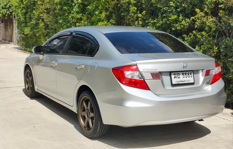ขายรถเก๋งมือสอง-honda-ฮอนด้า-civic-ซีวิค-รถปี2012-รหัส82969-7b9597a2.jpg ขายรถเก๋งมือสอง-honda-ฮอนด้า-civic-ซีวิค-รถปี2012-รหัส82969-7b9597a2.jpg