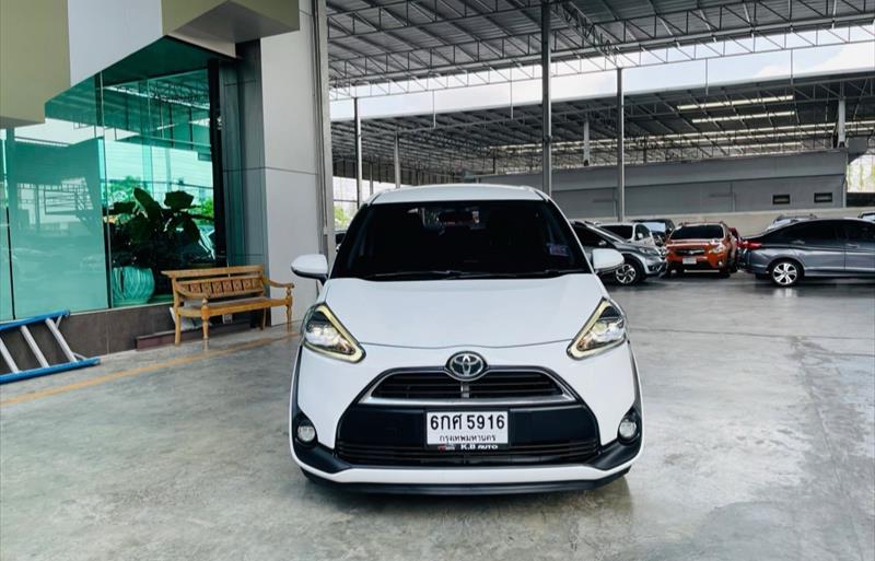 รถเก๋งมือสอง TOYOTA SIENTA รถปี 2017