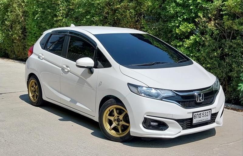 รถเก๋งมือสอง HONDA JAZZ รถปี 2017