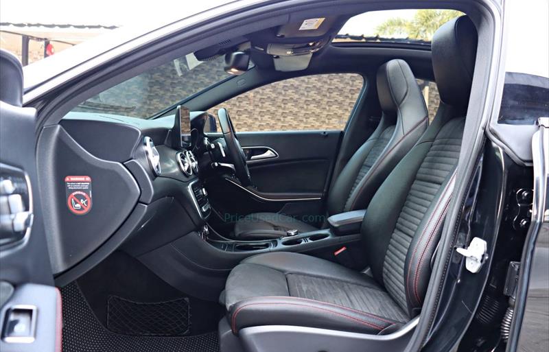 ขายรถเก๋งมือสอง-mercedes-benz-เมอร์เซเดสเบนซ์-cla250-amg-ซีแอลเอสองห้าศูนย์-เอเอ็มจี-รถปี2017-รหัส82981-6fff9412.jpg ขายรถเก๋งมือสอง-mercedes-benz-เมอร์เซเดสเบนซ์-cla250-amg-ซีแอลเอสองห้าศูนย์-เอเอ็มจี-รถปี2017-รหัส82981-6fff9412.jpg