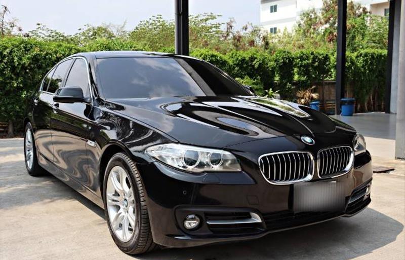 รถเก๋งมือสอง BMW 520i รถปี 2015