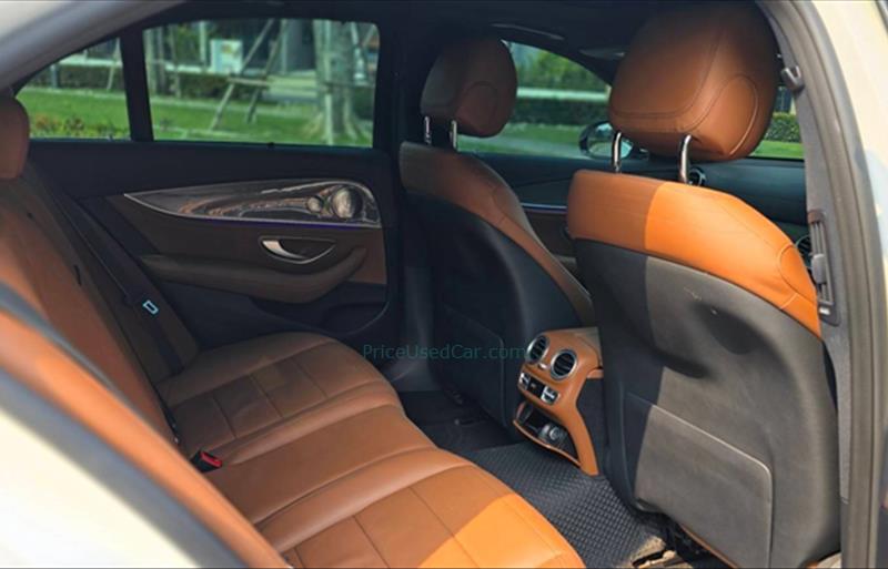 ขายรถเก๋งมือสอง-mercedes-benz-เมอร์เซเดสเบนซ์-e350-รถปี2017-รหัส82998-8b0f4597.jpg ขายรถเก๋งมือสอง-mercedes-benz-เมอร์เซเดสเบนซ์-e350-รถปี2017-รหัส82998-8b0f4597.jpg