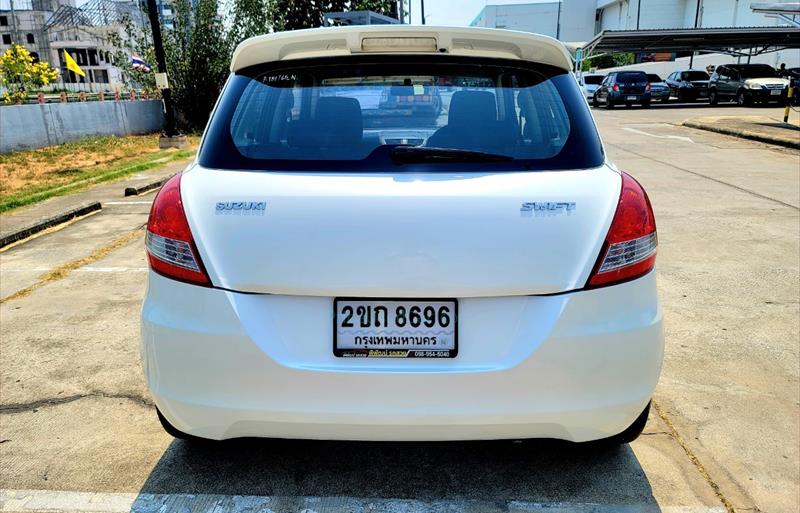 ขายรถเก๋งมือสอง-suzuki-ซูซูกิ-swift-สวิฟ-รถปี2015-รหัส83006-31380fef.jpg ขายรถเก๋งมือสอง-suzuki-ซูซูกิ-swift-สวิฟ-รถปี2015-รหัส83006-31380fef.jpg