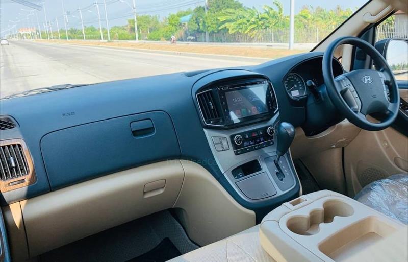 ขายรถตู้มือสอง-hyundai-ฮุนได-h-1-เอชวัน-รถปี2020-รหัส83008-6de00f01.jpg ขายรถตู้มือสอง-hyundai-ฮุนได-h-1-เอชวัน-รถปี2020-รหัส83008-6de00f01.jpg
