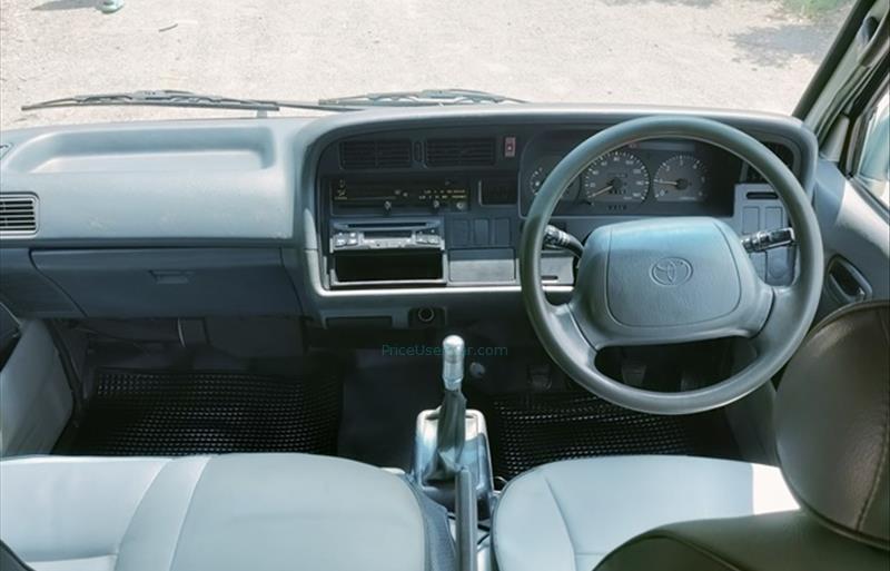 ขายรถตู้มือสอง-toyota-โตโยต้า-hiace-ไฮเอซ-รถปี2004-รหัส83041-efc8621c.jpg ขายรถตู้มือสอง-toyota-โตโยต้า-hiace-ไฮเอซ-รถปี2004-รหัส83041-efc8621c.jpg