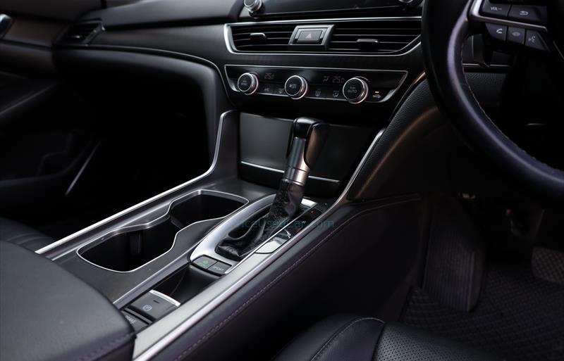 ขายรถเก๋งมือสอง-honda-ฮอนด้า-accord-แอคคอร์ด-รถปี2020-รหัส83044-fbe5a2dd.jpg ขายรถเก๋งมือสอง-honda-ฮอนด้า-accord-แอคคอร์ด-รถปี2020-รหัส83044-fbe5a2dd.jpg