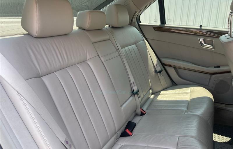 ขายรถเก๋งมือสอง-mercedes-benz-เมอร์เซเดสเบนซ์-e250-รถปี2011-รหัส83086-b32505a3.jpg ขายรถเก๋งมือสอง-mercedes-benz-เมอร์เซเดสเบนซ์-e250-รถปี2011-รหัส83086-b32505a3.jpg