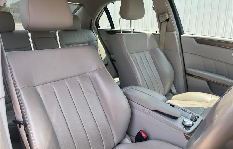 ขายรถเก๋งมือสอง-mercedes-benz-เมอร์เซเดสเบนซ์-e250-รถปี2011-รหัส83086-ff520fbe.jpg ขายรถเก๋งมือสอง-mercedes-benz-เมอร์เซเดสเบนซ์-e250-รถปี2011-รหัส83086-ff520fbe.jpg