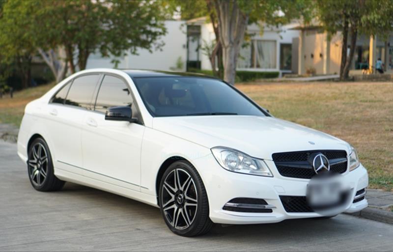 รถเก๋งมือสอง  MERCEDES BENZ C220 Sport รถปี2013