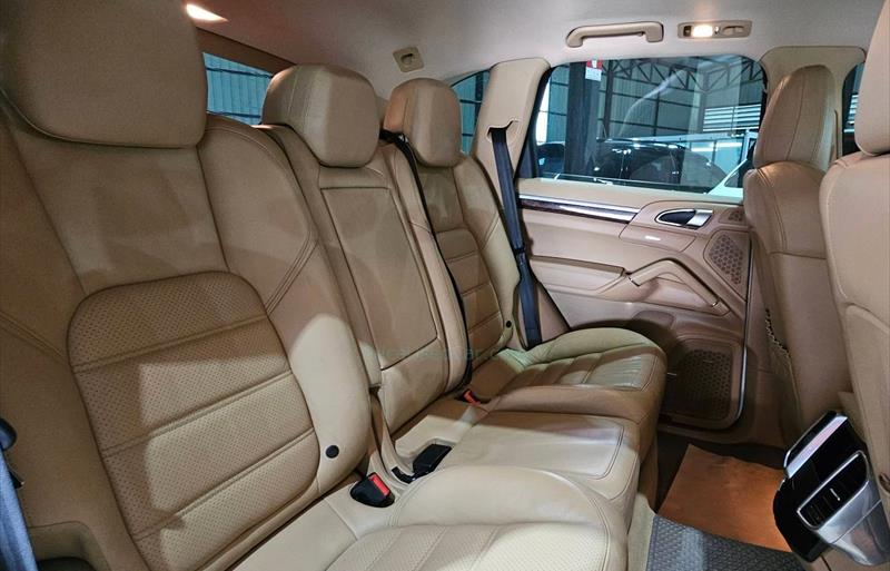 ขายรถ-suv-มือสอง-porsche-ปอร์เช่-cayenne-รถปี2011-รหัส83091-a8601c4a.jpg ขายรถ-suv-มือสอง-porsche-ปอร์เช่-cayenne-รถปี2011-รหัส83091-a8601c4a.jpg