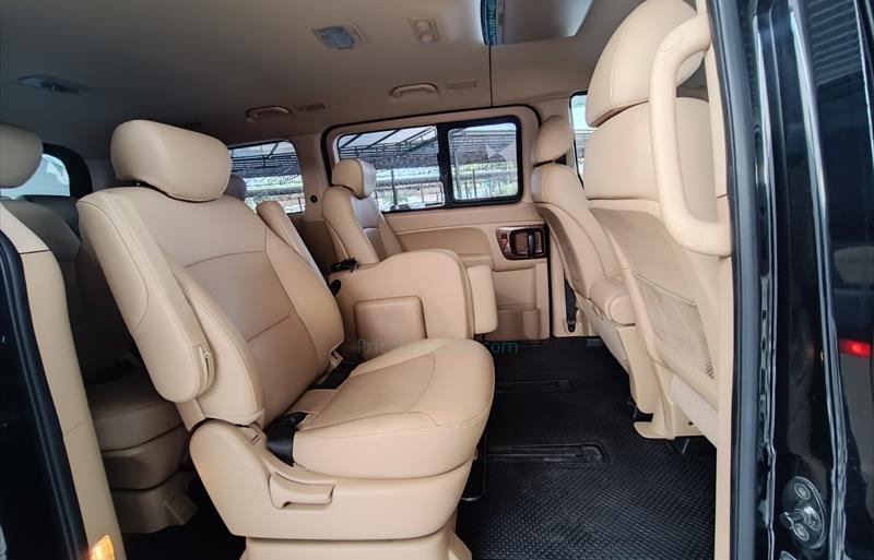 ขายรถตู้มือสอง-hyundai-ฮุนได-h-1-เอชวัน-รถปี2020-รหัส83132-e4b293f8.jpg ขายรถตู้มือสอง-hyundai-ฮุนได-h-1-เอชวัน-รถปี2020-รหัส83132-e4b293f8.jpg