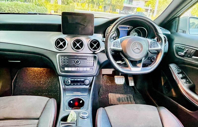 ขายรถเก๋งมือสอง-mercedes-benz-เมอร์เซเดสเบนซ์-gla250-รถปี2018-รหัส83147-db40117a.jpg ขายรถเก๋งมือสอง-mercedes-benz-เมอร์เซเดสเบนซ์-gla250-รถปี2018-รหัส83147-db40117a.jpg