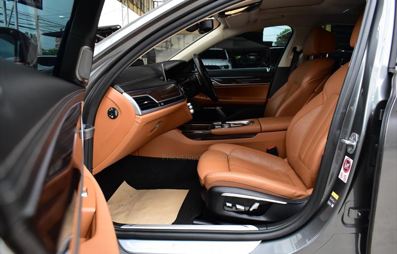 ขายรถเก๋งมือสอง-bmw-บีเอ็มดับบลิว-740li-รถปี2017-รหัส83149-6ac5db5c.jpg ขายรถเก๋งมือสอง-bmw-บีเอ็มดับบลิว-740li-รถปี2017-รหัส83149-6ac5db5c.jpg
