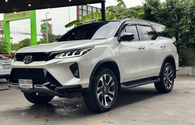 รถ SUV มือสอง  TOYOTA FORTUNER 2.4 V รถปี2022