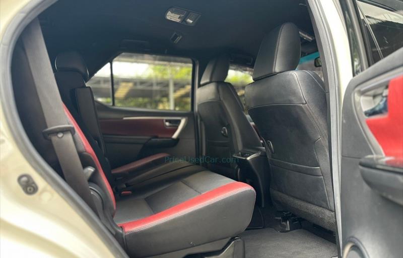 ขายรถ-suv-มือสอง-toyota-โตโยต้า-fortuner-ฟอร์จูนเนอร์-รถปี2022-รหัส83302-6b8ee8d5.jpg ขายรถ-suv-มือสอง-toyota-โตโยต้า-fortuner-ฟอร์จูนเนอร์-รถปี2022-รหัส83302-6b8ee8d5.jpg