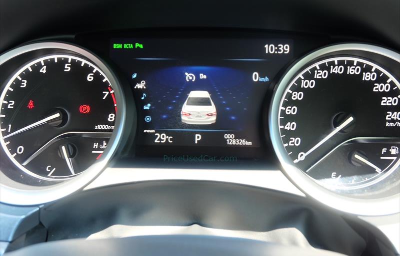ขายรถเก๋งมือสอง-toyota-โตโยต้า-camry-คัมรี่-รถปี2018-รหัส83304-6d09d364.jpg ขายรถเก๋งมือสอง-toyota-โตโยต้า-camry-คัมรี่-รถปี2018-รหัส83304-6d09d364.jpg