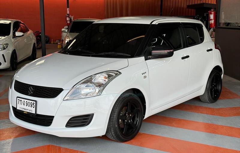 รถเก๋งมือสอง SUZUKI SWIFT รถปี 2017