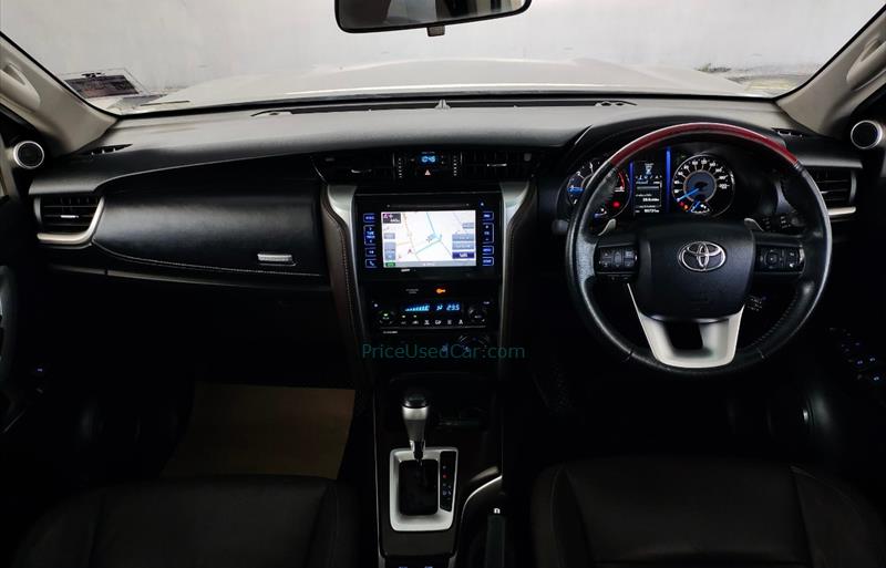 ขายรถ-suv-มือสอง-toyota-โตโยต้า-fortuner-ฟอร์จูนเนอร์-รถปี2018-รหัส83337-7e1383d5.jpg ขายรถ-suv-มือสอง-toyota-โตโยต้า-fortuner-ฟอร์จูนเนอร์-รถปี2018-รหัส83337-7e1383d5.jpg