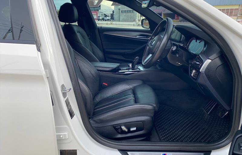 ขายรถเก๋งมือสอง-bmw-บีเอ็มดับบลิว-520d-ห้าสองศูนย์ดี-รถปี2019-รหัส83338-72a27e73.jpg ขายรถเก๋งมือสอง-bmw-บีเอ็มดับบลิว-520d-ห้าสองศูนย์ดี-รถปี2019-รหัส83338-72a27e73.jpg