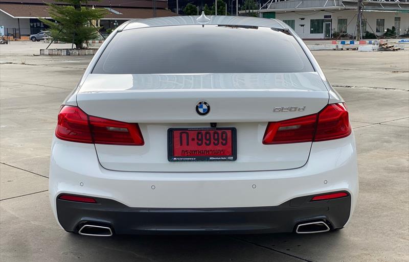 ขายรถเก๋งมือสอง-bmw-บีเอ็มดับบลิว-520d-ห้าสองศูนย์ดี-รถปี2019-รหัส83338-93bd3788.jpg ขายรถเก๋งมือสอง-bmw-บีเอ็มดับบลิว-520d-ห้าสองศูนย์ดี-รถปี2019-รหัส83338-93bd3788.jpg