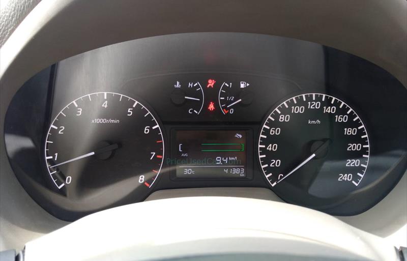 ขายรถเก๋งมือสอง-nissan-นิสสัน-sylphy-ซิลฟี-รถปี2012-รหัส83477-77e70633.jpg ขายรถเก๋งมือสอง-nissan-นิสสัน-sylphy-ซิลฟี-รถปี2012-รหัส83477-77e70633.jpg