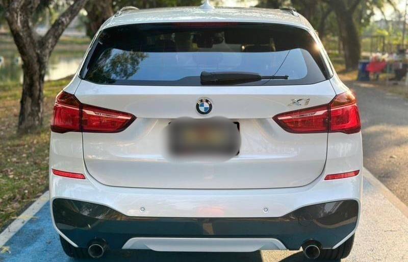 ขายรถ-suv-มือสอง-bmw-บีเอ็มดับบลิว-x1-เอ็กซ์1-รถปี2018-รหัส83486-0a8d06c1.jpg ขายรถ-suv-มือสอง-bmw-บีเอ็มดับบลิว-x1-เอ็กซ์1-รถปี2018-รหัส83486-0a8d06c1.jpg