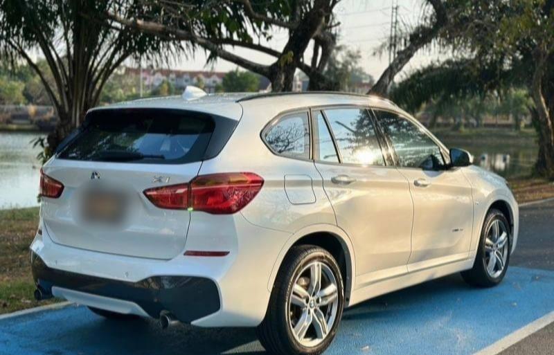 ขายรถ-suv-มือสอง-bmw-บีเอ็มดับบลิว-x1-เอ็กซ์1-รถปี2018-รหัส83486-2b12408a.jpg ขายรถ-suv-มือสอง-bmw-บีเอ็มดับบลิว-x1-เอ็กซ์1-รถปี2018-รหัส83486-2b12408a.jpg