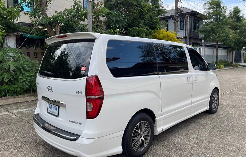 ขายรถตู้มือสอง-hyundai-ฮุนได-h-1-เอชวัน-รถปี2019-รหัส83589-96d033bb.jpg ขายรถตู้มือสอง-hyundai-ฮุนได-h-1-เอชวัน-รถปี2019-รหัส83589-96d033bb.jpg