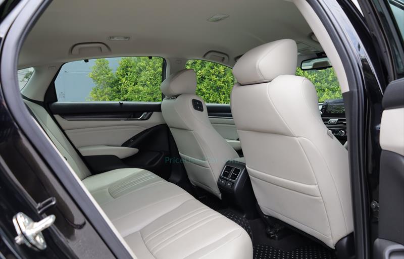 ขายรถเก๋งมือสอง-honda-ฮอนด้า-accord-แอคคอร์ด-รถปี2020-รหัส83639-e9949ade.jpg ขายรถเก๋งมือสอง-honda-ฮอนด้า-accord-แอคคอร์ด-รถปี2020-รหัส83639-e9949ade.jpg