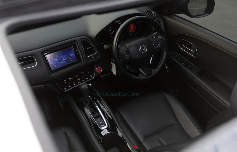 ขายรถ-suv-มือสอง-honda-ฮอนด้า-hr-v-เอชอาร์วี-รถปี2019-รหัส83643-5bcc8338.jpg ขายรถ-suv-มือสอง-honda-ฮอนด้า-hr-v-เอชอาร์วี-รถปี2019-รหัส83643-5bcc8338.jpg