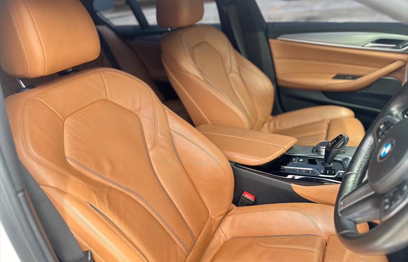 ขายรถเก๋งมือสอง-bmw-บีเอ็มดับบลิว-530i-รถปี2018-รหัส83666-946fb38c.jpg ขายรถเก๋งมือสอง-bmw-บีเอ็มดับบลิว-530i-รถปี2018-รหัส83666-946fb38c.jpg