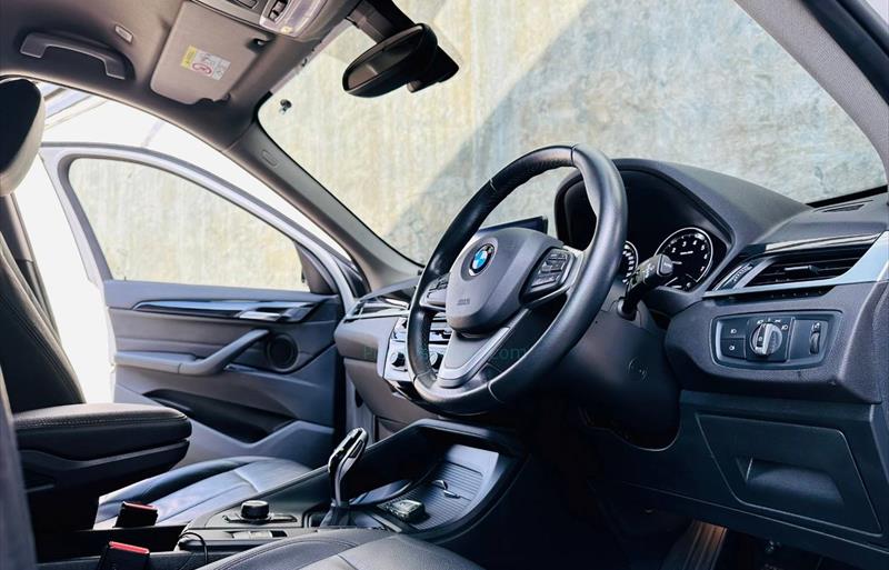 ขายรถ-suv-มือสอง-bmw-บีเอ็มดับบลิว-x1-เอ็กซ์1-รถปี2018-รหัส83678-3a487e0e.jpg ขายรถ-suv-มือสอง-bmw-บีเอ็มดับบลิว-x1-เอ็กซ์1-รถปี2018-รหัส83678-3a487e0e.jpg