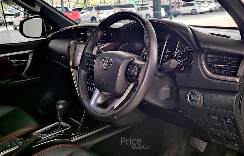 ขายรถ-suv-มือสอง-toyota-โตโยต้า-fortuner-ฟอร์จูนเนอร์-รถปี2021-รหัส83814-30320a70.jpg ขายรถ-suv-มือสอง-toyota-โตโยต้า-fortuner-ฟอร์จูนเนอร์-รถปี2021-รหัส83814-30320a70.jpg