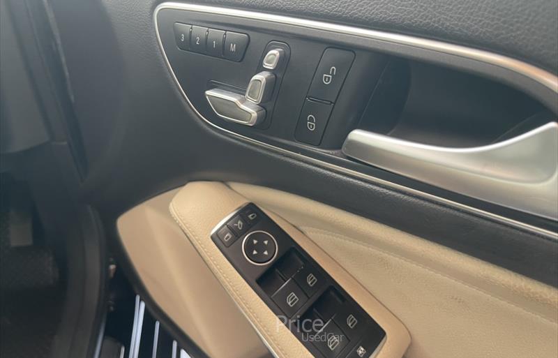 ขายรถเก๋งมือสอง-mercedes-benz-เมอร์เซเดสเบนซ์-gla200-รถปี2020-รหัส83930-36f328b9.jpg ขายรถเก๋งมือสอง-mercedes-benz-เมอร์เซเดสเบนซ์-gla200-รถปี2020-รหัส83930-36f328b9.jpg