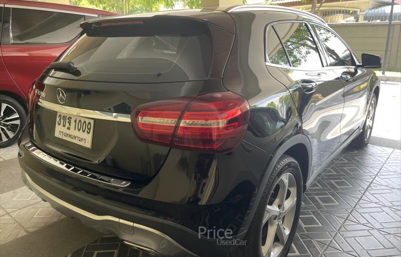 ขายรถเก๋งมือสอง-mercedes-benz-เมอร์เซเดสเบนซ์-gla200-รถปี2020-รหัส83930-7baa42f6.jpg ขายรถเก๋งมือสอง-mercedes-benz-เมอร์เซเดสเบนซ์-gla200-รถปี2020-รหัส83930-7baa42f6.jpg