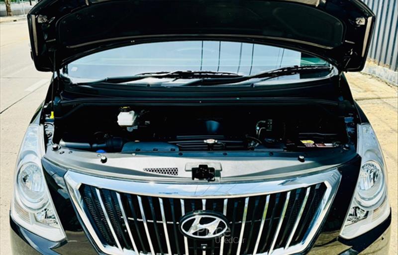 ขายรถตู้มือสอง-hyundai-ฮุนได-h-1-เอชวัน-รถปี2018-รหัส83947-51e04554.jpg ขายรถตู้มือสอง-hyundai-ฮุนได-h-1-เอชวัน-รถปี2018-รหัส83947-51e04554.jpg