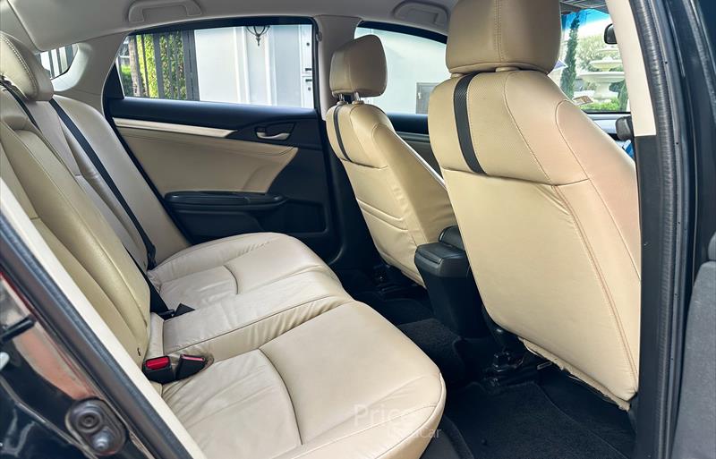 ขายรถเก๋งมือสอง-honda-ฮอนด้า-civic-ซีวิค-รถปี2018-รหัส83959-11932f2a.jpg ขายรถเก๋งมือสอง-honda-ฮอนด้า-civic-ซีวิค-รถปี2018-รหัส83959-11932f2a.jpg