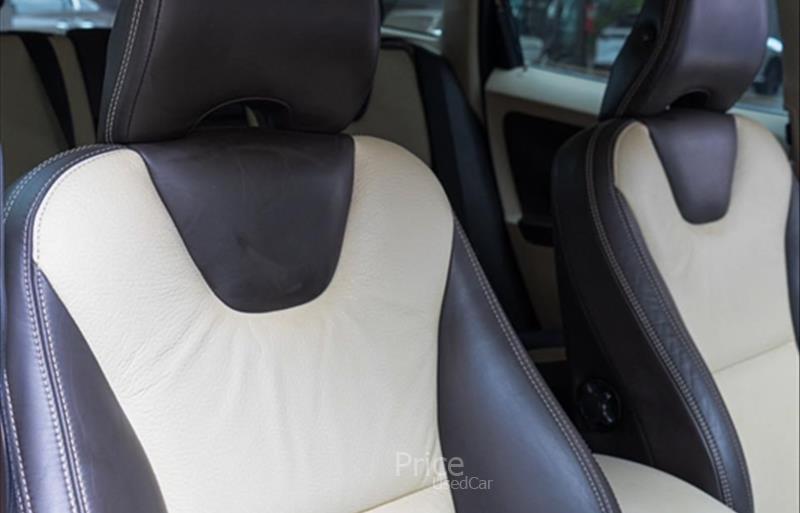 ขายรถ-suv-มือสอง-volvo-วอลโว่-xc60-รถปี2012-รหัส83988-072893b5.jpg ขายรถ-suv-มือสอง-volvo-วอลโว่-xc60-รถปี2012-รหัส83988-072893b5.jpg