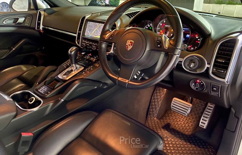 ขายรถ-suv-มือสอง-porsche-ปอร์เช่-cayenne-รถปี2012-รหัส84030-3cfa152d.jpg ขายรถ-suv-มือสอง-porsche-ปอร์เช่-cayenne-รถปี2012-รหัส84030-3cfa152d.jpg